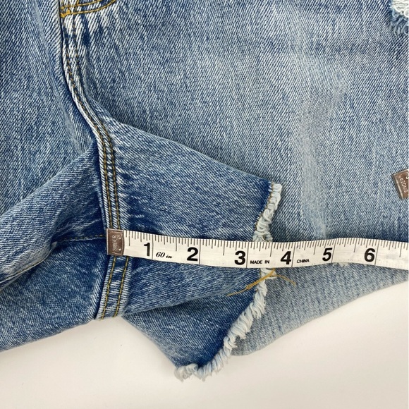 Good American Classic Cut off Shorts size 10 - Picture 10 of 11